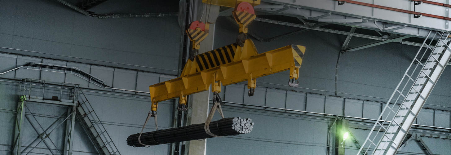 Improve Your Employees' Safety in Crane Operations with Our AI-Powered Video Analytics Camera Solutions and Crane Safety Lights